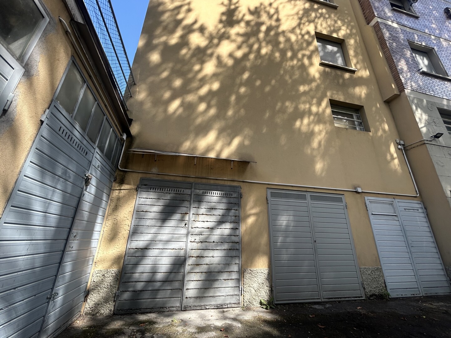 Garage doppio in vendita a Bologna