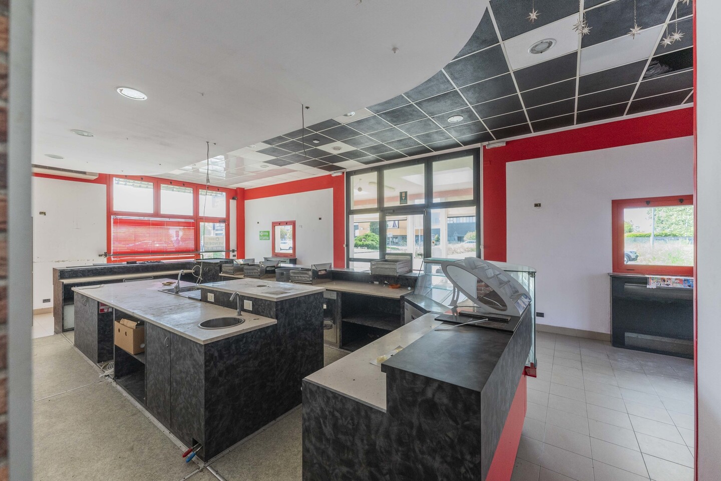 Attività commerciale in vendita a Galliera