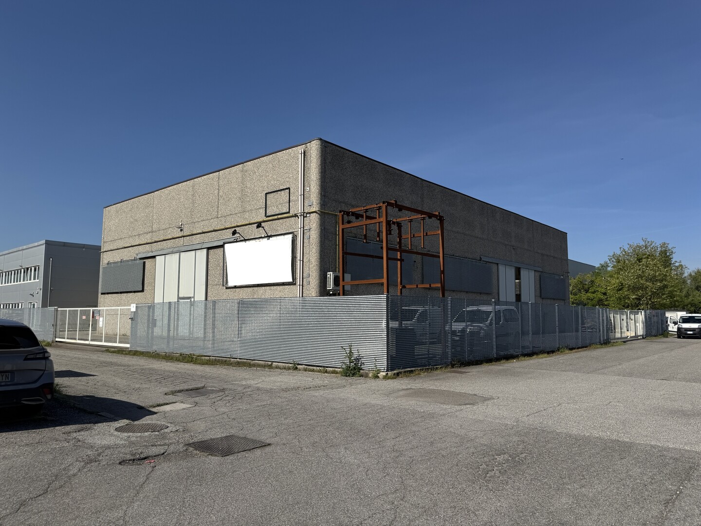 Capannone Industriale in vendita a Cento