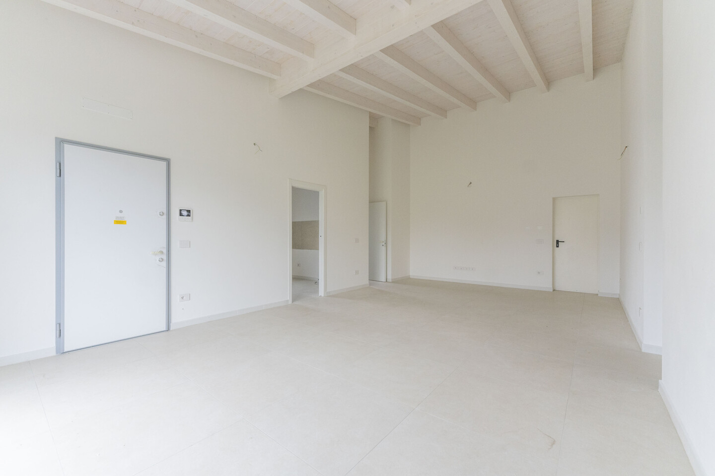 Porzione di Bifamiliare con giardino e garage in Vendita a Galliera