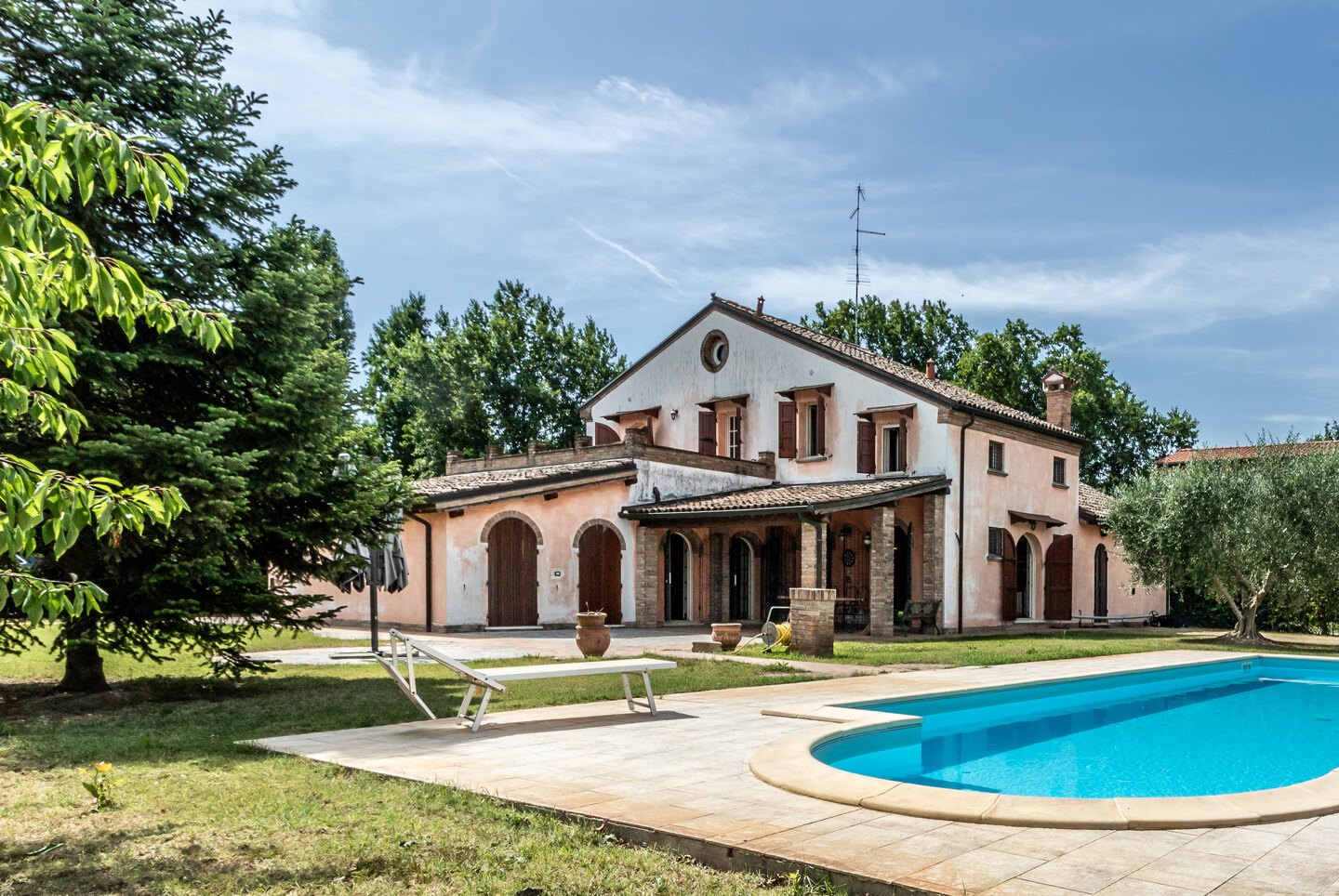 Villa indipendente in Vendita Russi