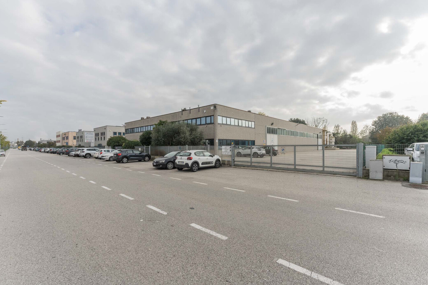 Capannone in vendita a Ferrara