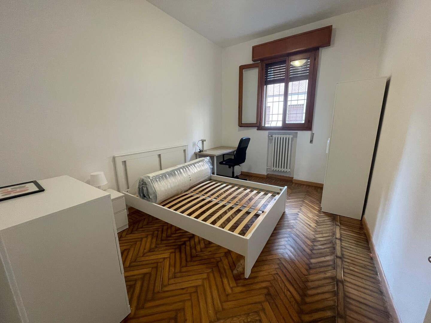 Camera matrimoniale in affitto a Ferrara