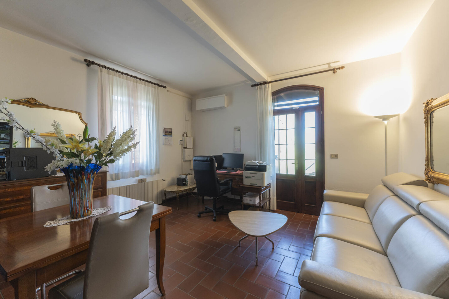 Appartamento al piano terra con ingresso indipendente a Massumatico