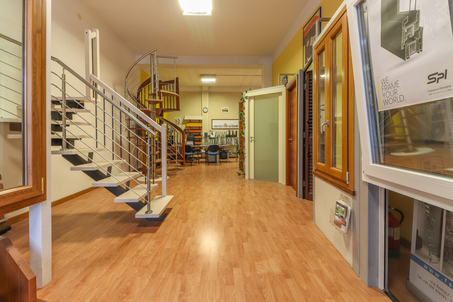 Negozio con laboratorio in vendita a Casalecchio di Reno