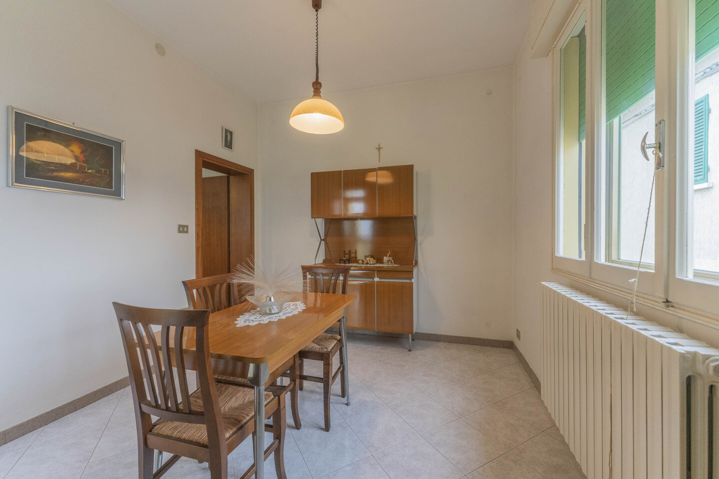 Casa indipendente con garage, posto auto, cantina e giardino privato  in vendita a Madonna Boschi