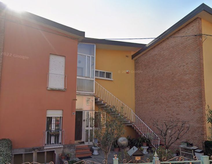 Appartamento con 2 camere + autorimessa