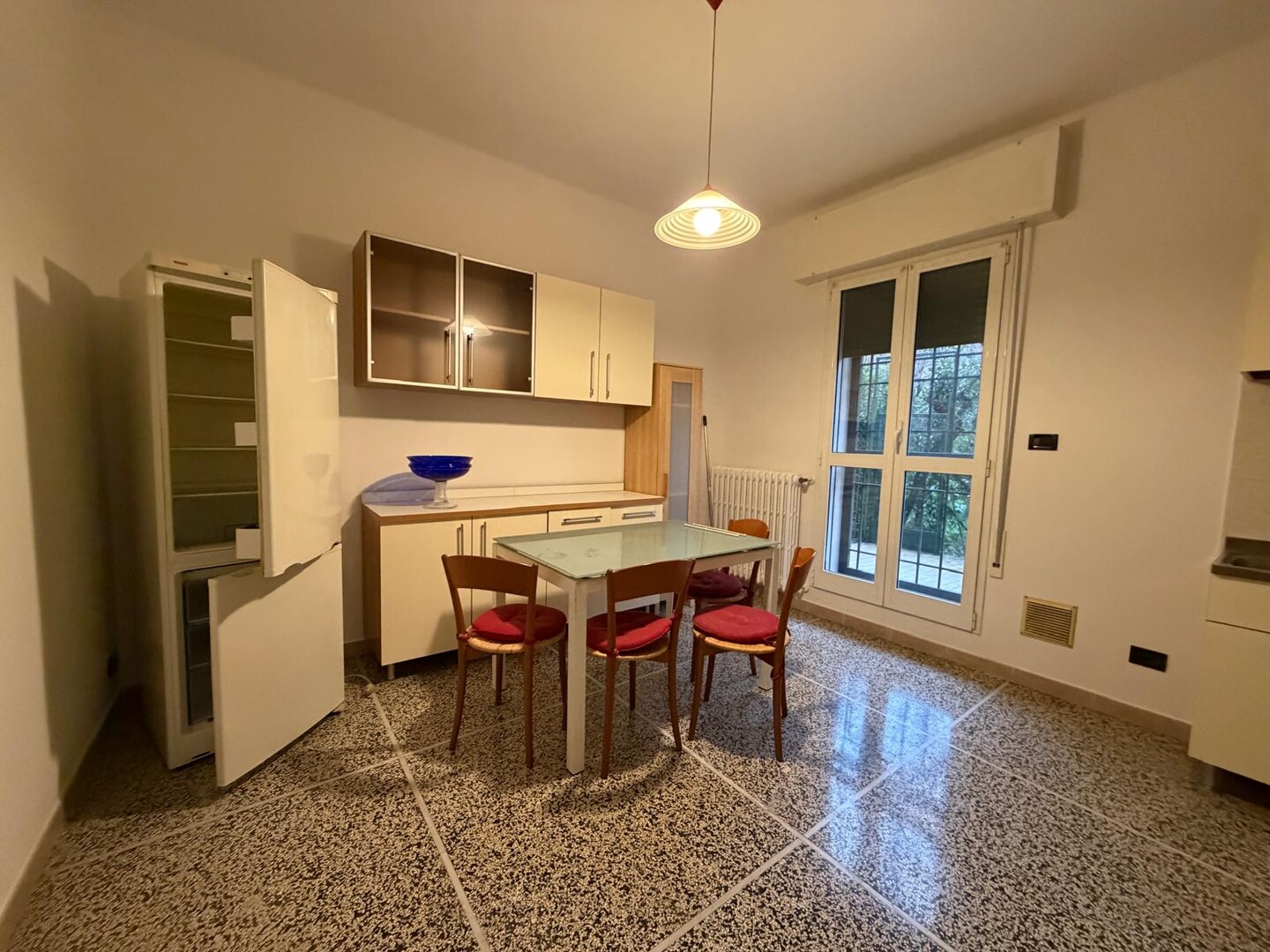Zona S. Donato-Via Piana : 2 camere arredato