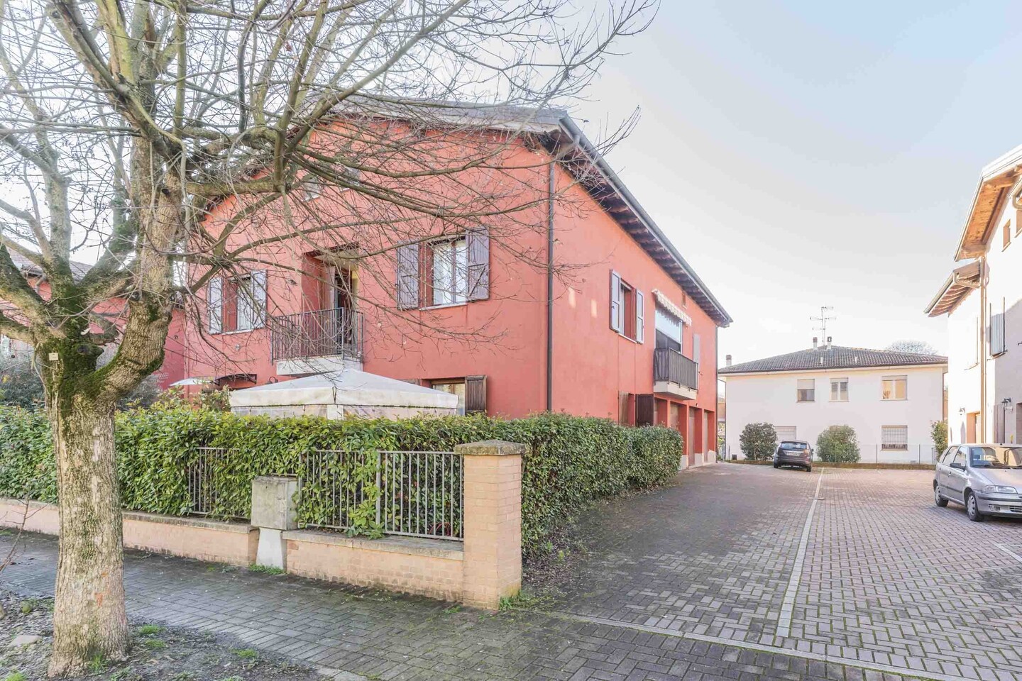 Appartamento al Piano Terra con giardino