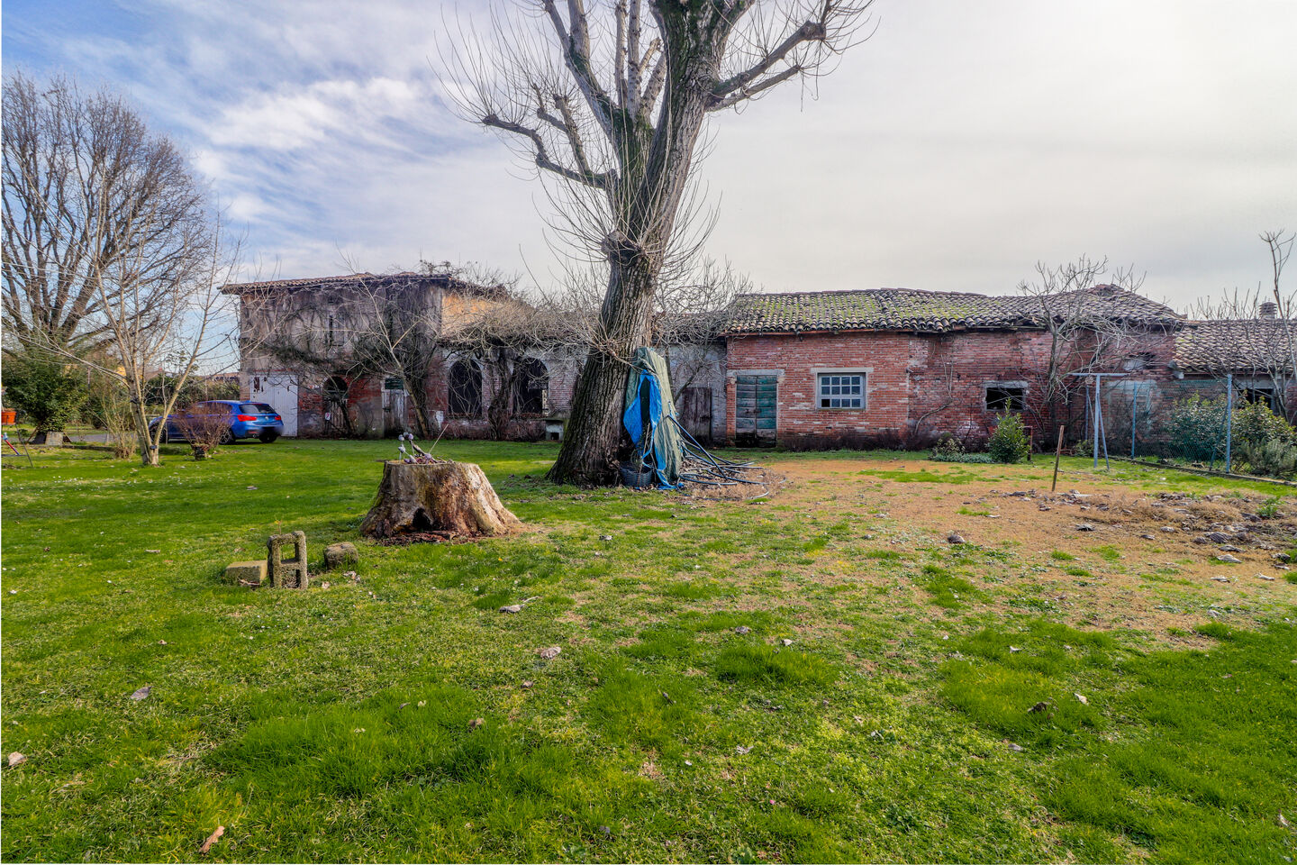 Rustico / Casale da ristrutturare in vendita a Sant’Agata Bolognese