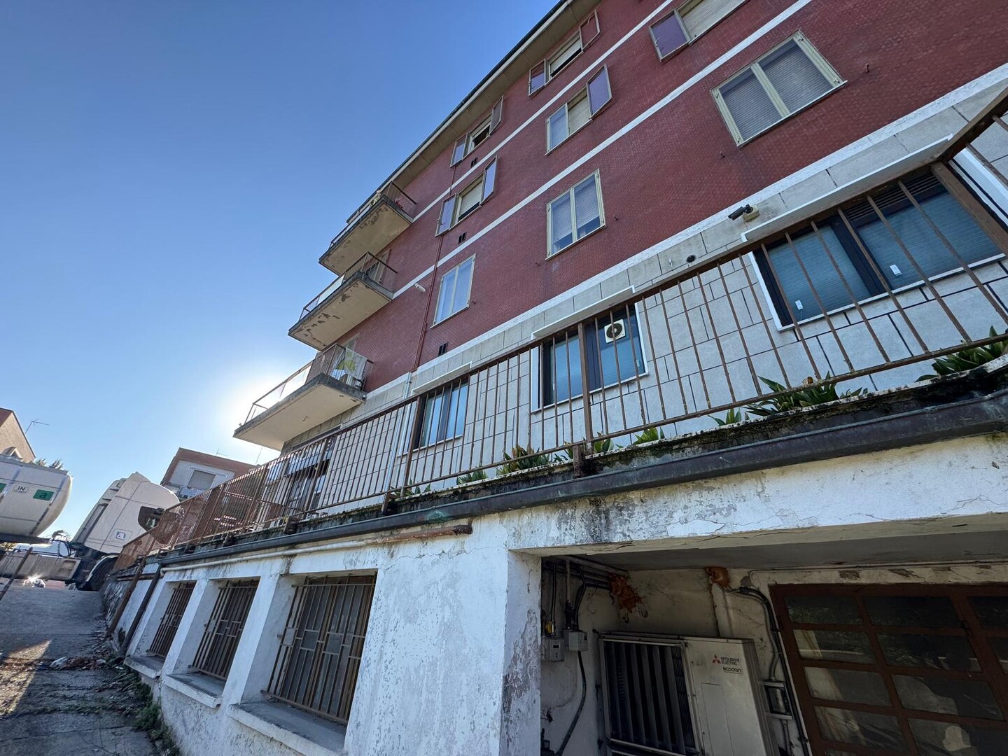 Capannone / Magazzino in vendita a Bologna