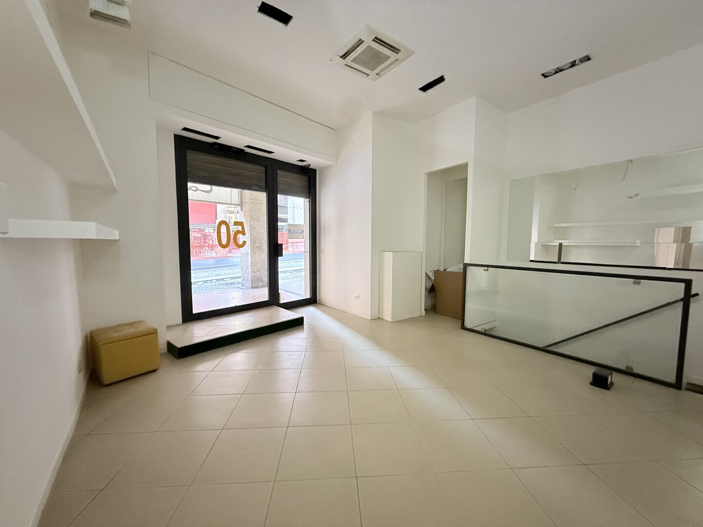 Locale commerciale in locazione a Bologna
