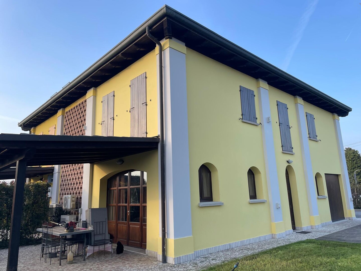 Porzione di villa bifamigliare in vendita a San Vincenzo di Galliera