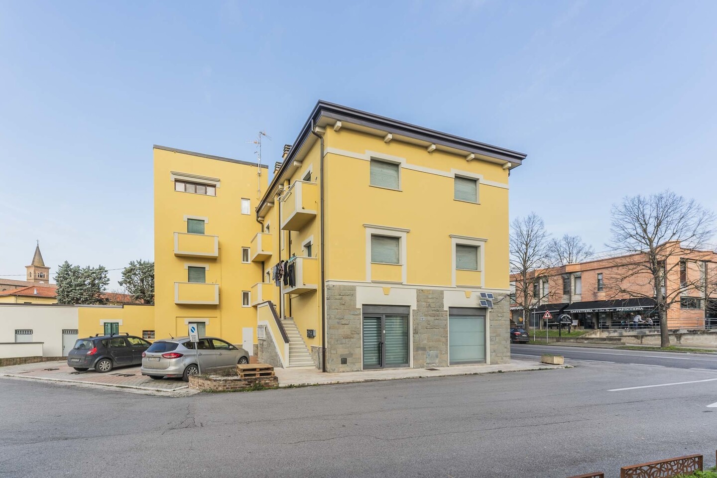 Bilocale al piano terra con cantina e posto auto in affitto a Malalbergo a partire dal 09/10/2027