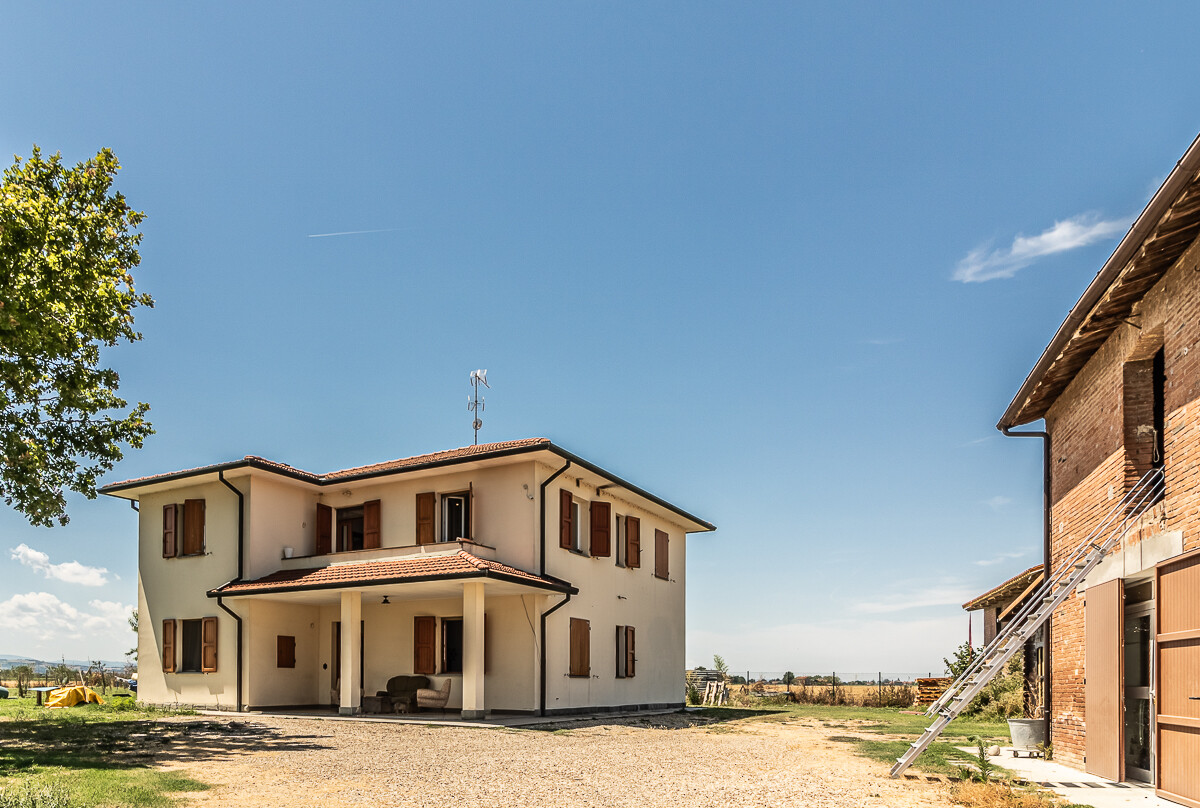 Villa o Villetta in vendita a Imola