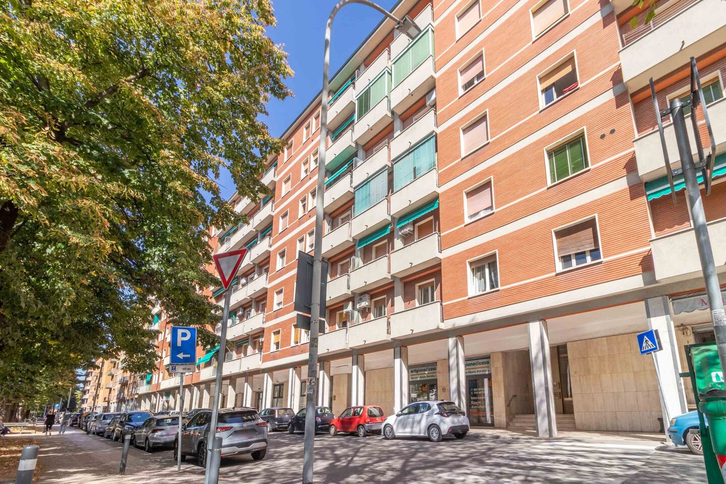 Bologna- Via Nani: 2 camere