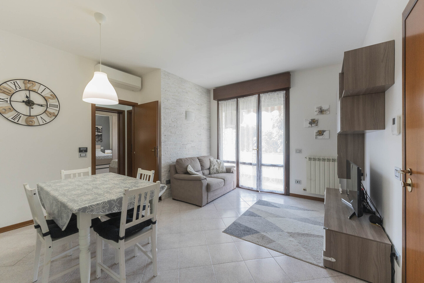 Appartamento trilocale con garage in vendita a San Venanzio